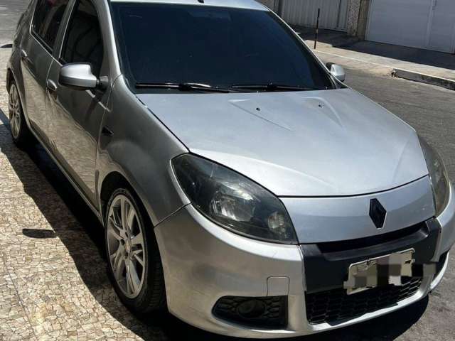 SANDERO SUPER CONSERVADO NOVO