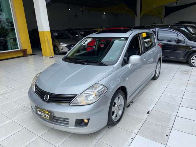 Nissan Tiida Flex Automático