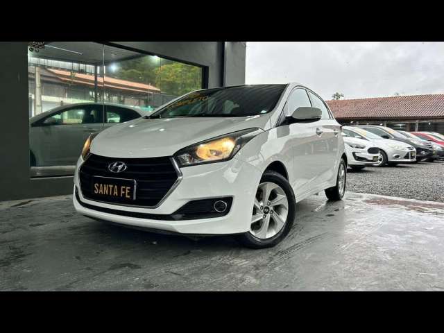 Hyundai HB20 1.0M COMFOR - Branca - 2015/2016