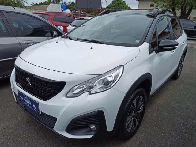 PEUGEOT 2008 ALLURE PACK 1.6 AT 2021