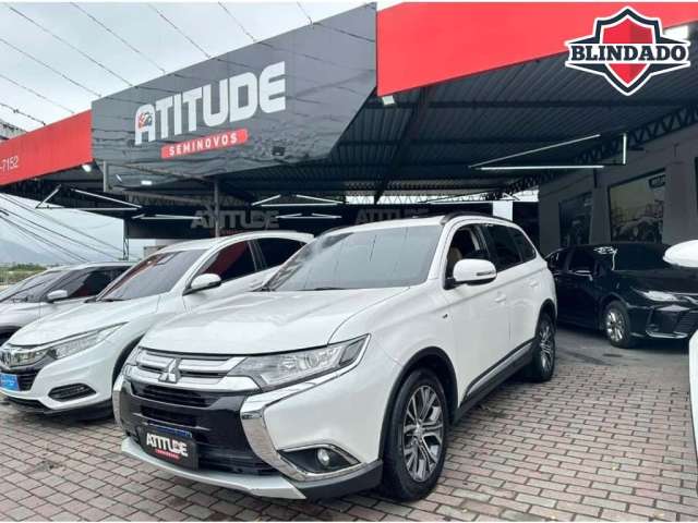 Mitsubishi Outlander 2016 3.0 gt 4x4 v6 24v gasolina 4p automático