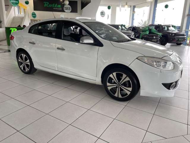 **Renault Fluence GT 2.0 Turbo 2013 – Raridade em Sedã Esportivo!**   