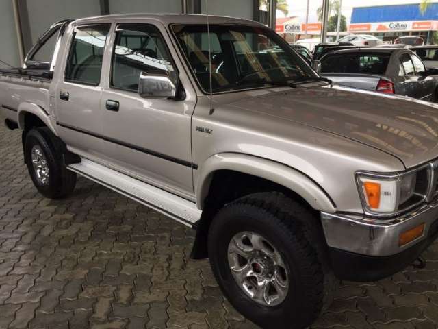 HILUX CD SR5 2.8 4X4 DIESEL  R$ 37,900,00 