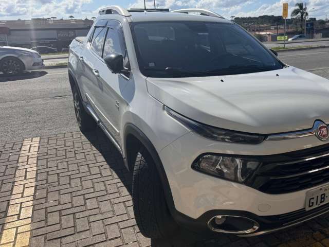 FIAT TORO à venda.