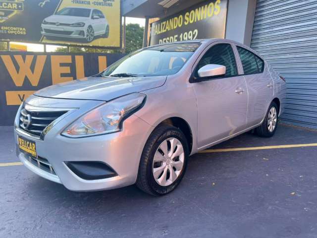 Nissan Versa 1.0 Flex - Super Conservado!