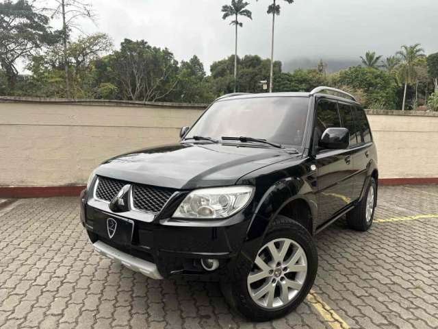 Mitsubishi Pajero tr4 2011 2.0 4x4 16v 140cv flex 4p automático