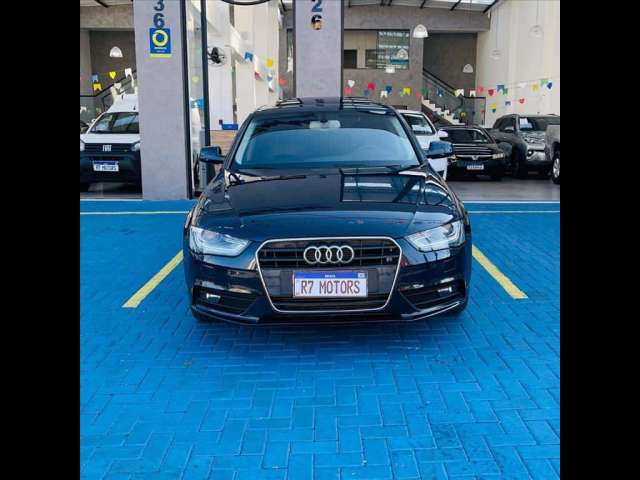 AUDI A4 2.0 TFSI ATTRACTION 180CV GASOLINA 4P MULTITRONIC