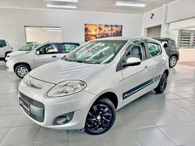 FIAT PALIO 1.4 MPI Attractive 8V - 2013/2013