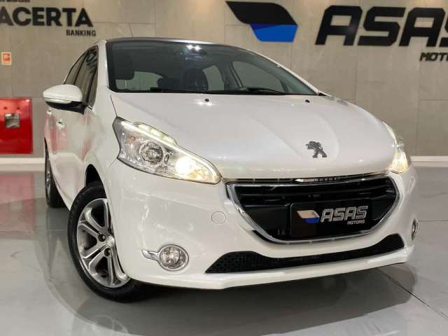 Peugeot 208 Griffe 1.6 Flex 16V 5p Mec.  - Branca - 2013/2014