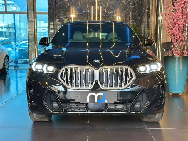 BMW X6 M40i Híbrido leve OPORTUNIDADE 