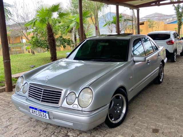 Mercedes E 320 Elegance  