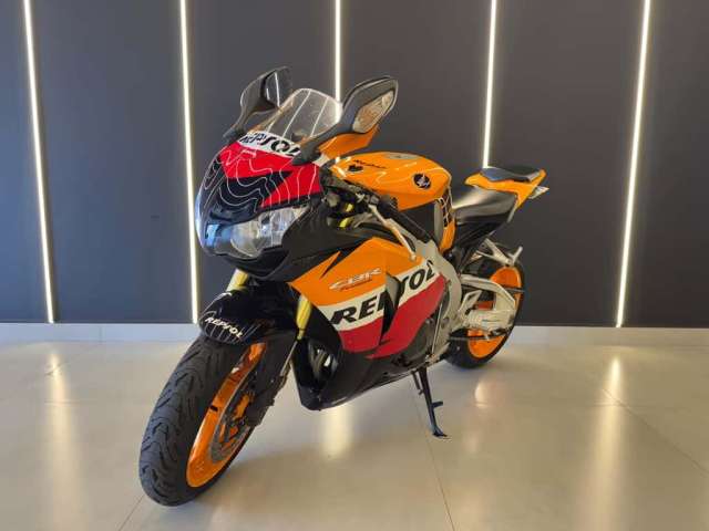 Honda Cbr 1000rr repsol 2011