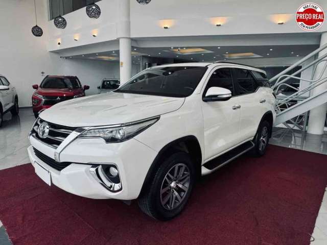 Toyota Hilux sw4 2017 2.8 srx 4x4 7 lugares 16v turbo intercooler diesel 4p automático