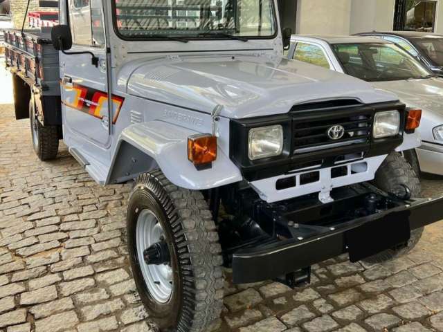 Toyota Bandeirante 1991, (47) 99267-8323 