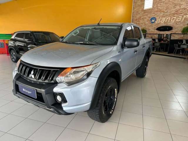 MITSUBISHI TRITON SPO OUTDOOR M 2023