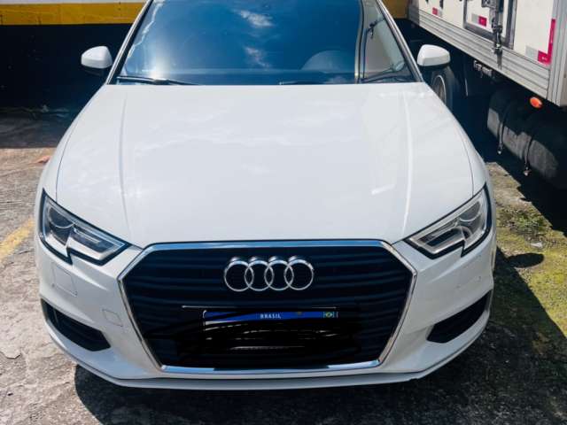 AUDI A3 à venda.