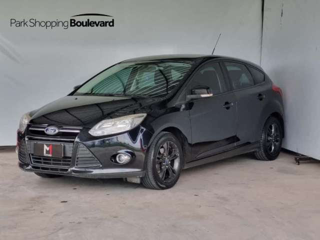 FORD FOCUS SE 1.6 MANUAL - 2014 - PRETO