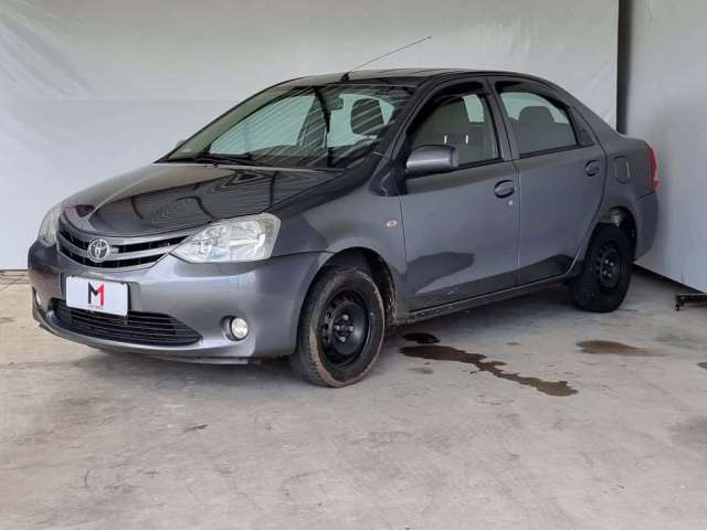 TOYOTA ETIOS XS 1.5 SEDAN FLEX 4P MANUAL - 2013