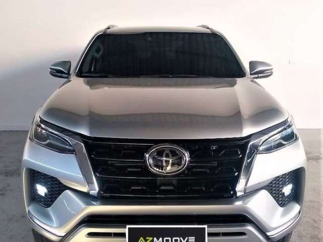 TOYOTA HILUX SW4