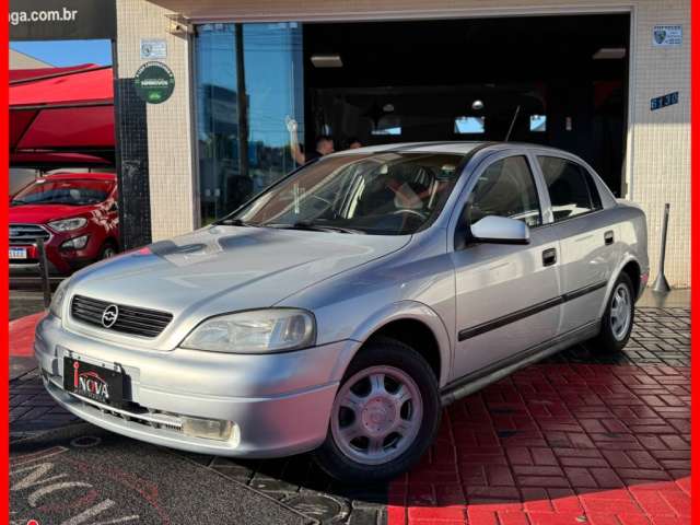 Astra Sedan 2.0 CD GLS ADV 2.0 2000 Completo Financia 100%