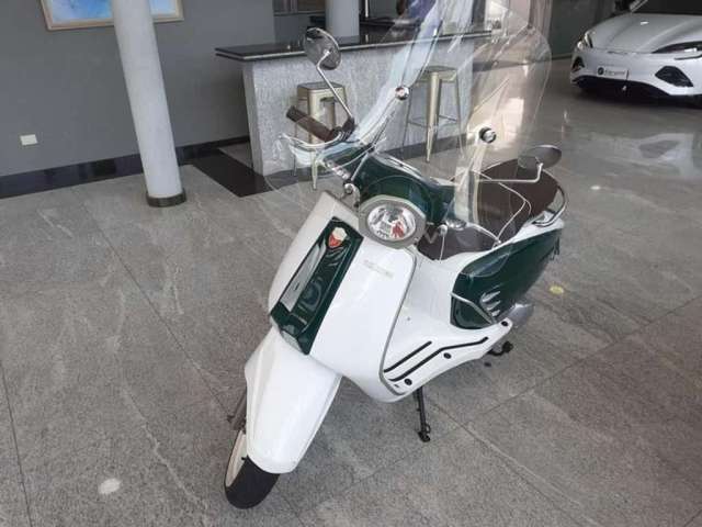 MOTORINO LAMBRETTA 150LT 2017