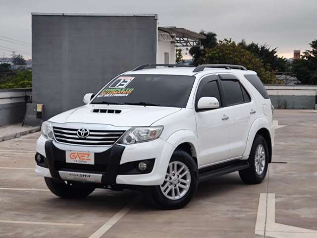 TOYOTA HILUX SW4