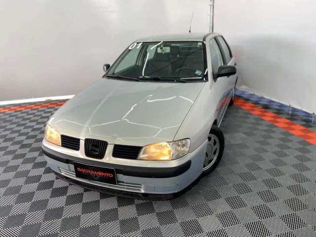 Seat Cordoba 1.6L - Prata - 2001/2001