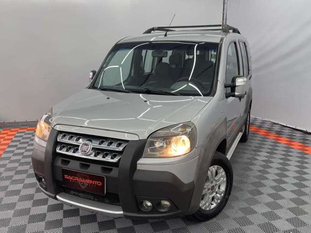 Fiat Doblo ADV 1.8 FLEX - Prata - 2012/2013