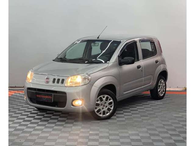 Fiat Uno VIVACE Celeb. 1.0 EVO F.Flex 8V 5p  - Prata - 2014/2014