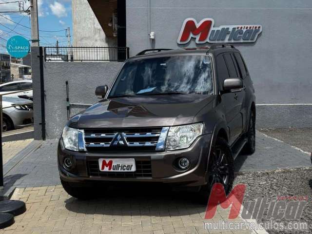 Mitsubishi Pajero HPE Full 3.2 4x4 T.I.Dies. 5p Aut