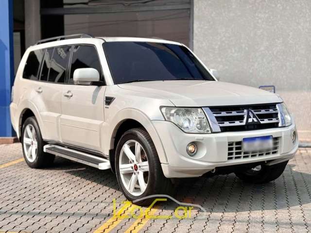 Mitsubishi PAJERO FULL 3.2 HPE 4X4 16V TURBO INTERCOOLER DIESEL 4P AUTOMÁTICO