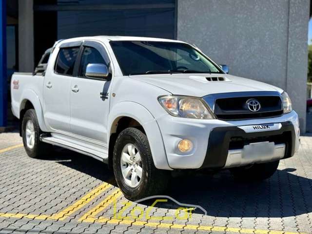 Toyota HILUX 3.0 SRV 4X4 CD 16V TURBO INTERCOOLER DIESEL 4P MANUAL