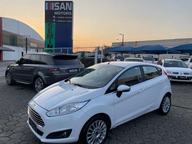 NEW FIESTA 1.6 TITANIUM AUT 