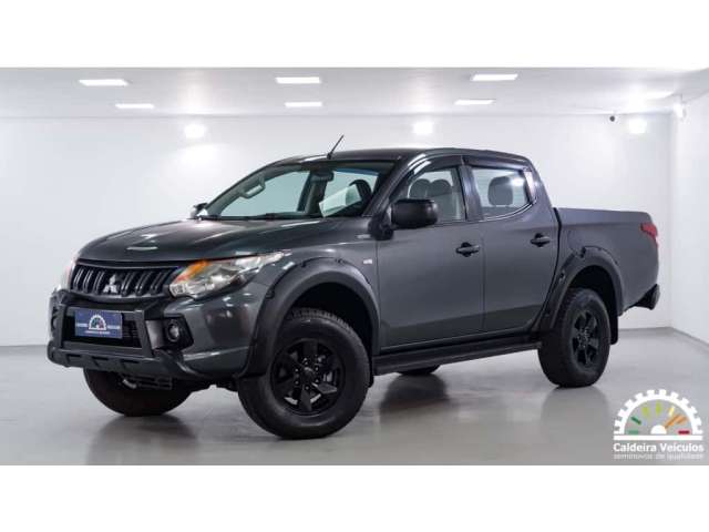 Mitsubishi L200 triton 2020 2.4 16v turbo diesel sport gls cd 4p 4x4 manual