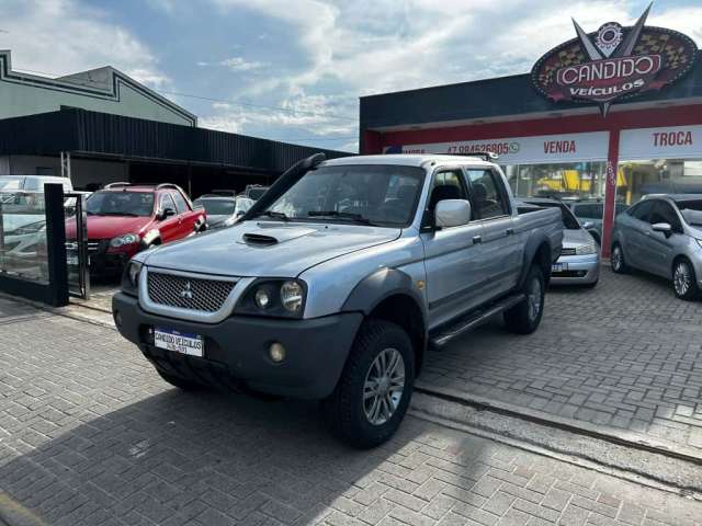 Mitsubishi L200 OUTDOOR HPE 2.5 4x4 CD T.Dies. Aut.