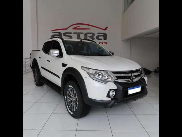 MITSUBISHI L200 TRITON SPORT HPE - S 2.4 D 4X4 AUT 2021