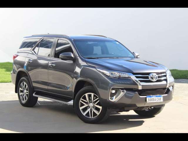 Toyota Hilux SW4 SWS RX A 4 FD - Cinza - 2018/2019