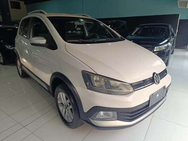 VOLKSWAGEN NOVO CROSSFOX SA 2016