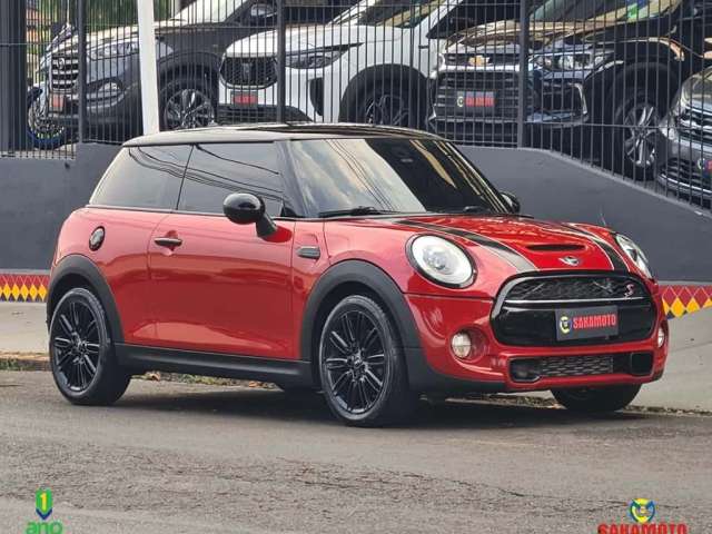 MINI COOPER 2.0 S EXCLUSIVE 16V TURBO GASOLINA 2P MANUAL