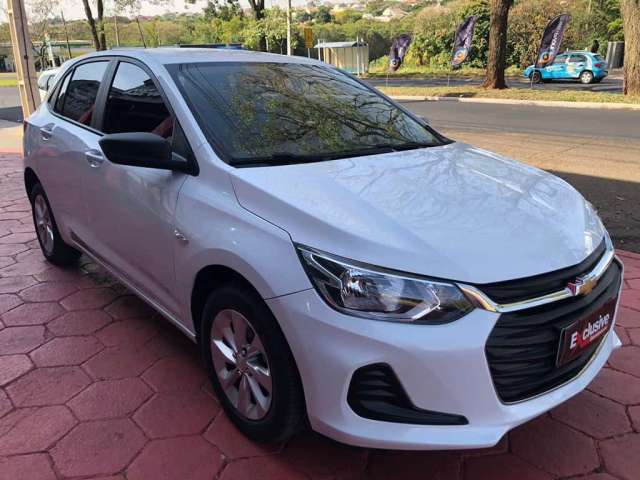 Chevrolet Onix HEV/ 10MT LT2 - Branca - 2022/2023