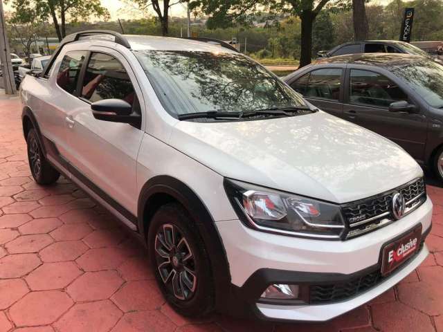 Volkswagen Saveiro CROSS 1.6 T.Flex 16V CD  - Branca - 2017/2018