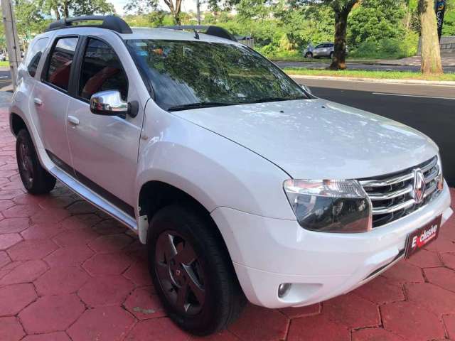 Renault Duster 20 D 4X2 - Branca - 2013/2014