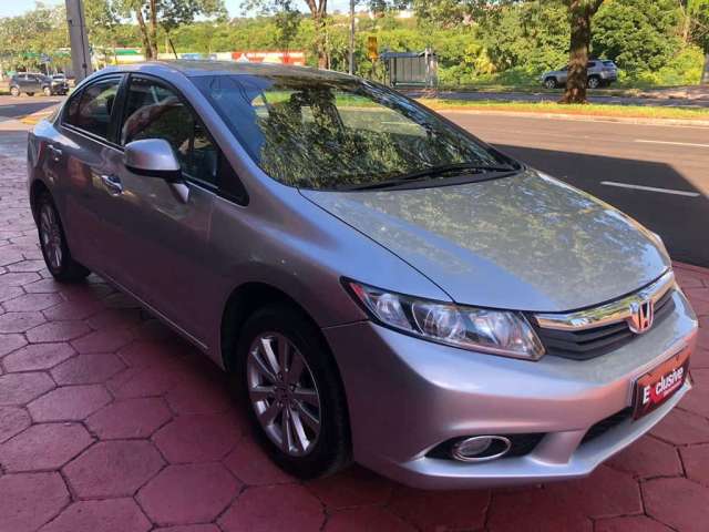 Honda Civic LXS AT - Prata - 2014/2015