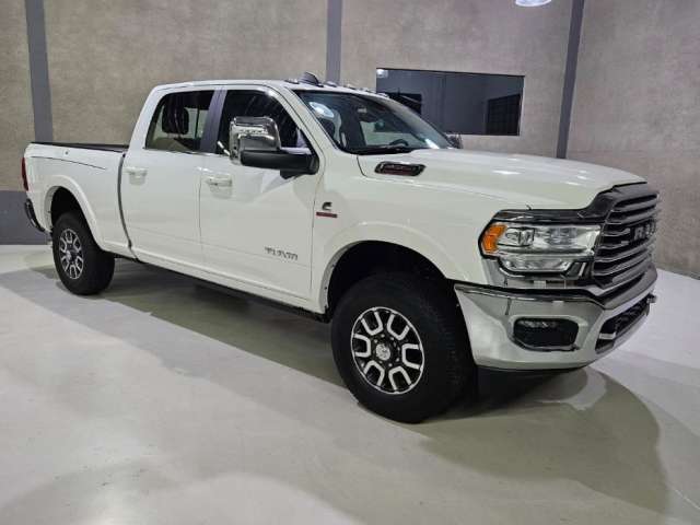 RAM 3500 LIMITED LONGHORN