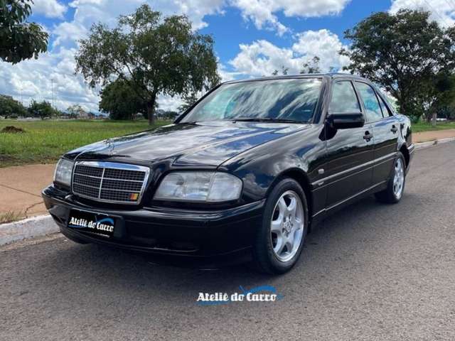 Mercedes-Benz C 280 1999, original e em rara conservação. 