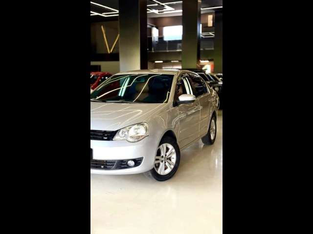 VOLKSWAGEN POLO Sedan 1.6 Mi Total Flex 8V 4p