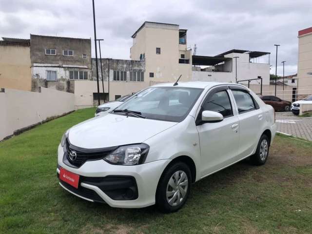 Toyota Etios 2021 1.5 x plus sedan 16v flex 4p manual