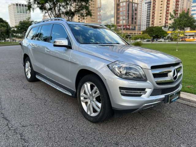 Mercedes Benz GL-350 DIESEL AUTOMÁTICO