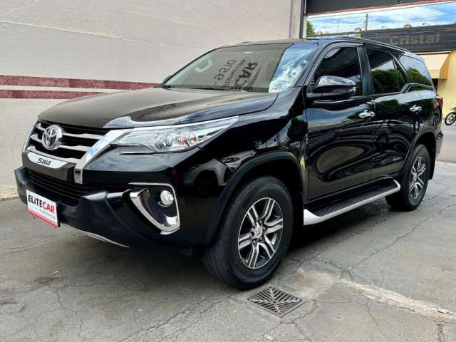 I TOYOTA HILUX SW4 4X2 SRV  2.7 FLEX AUTOMÁTICO  2019/2019 7 LUGARES