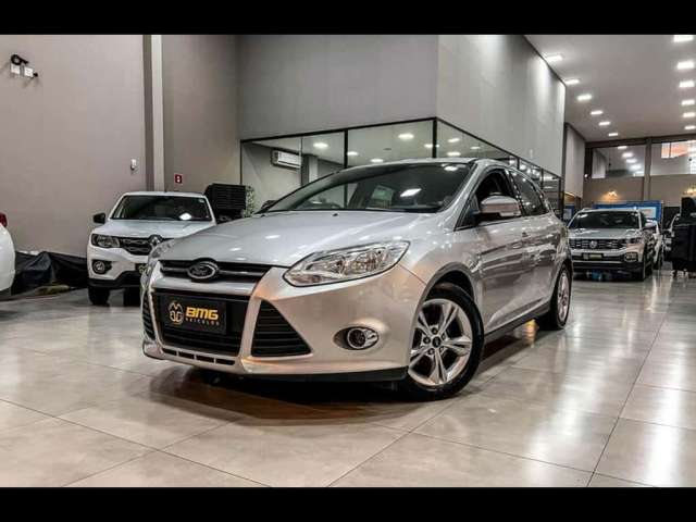 Ford Focus S 1.6 Powershift